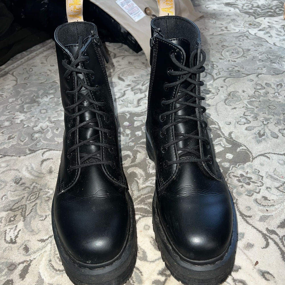 vegan! doc martens jadon platform boot size 11 US